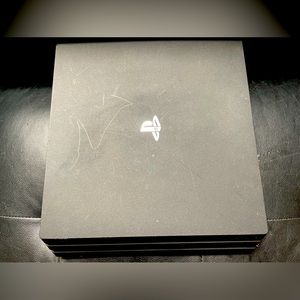 PS4 with 2 wireless controllers